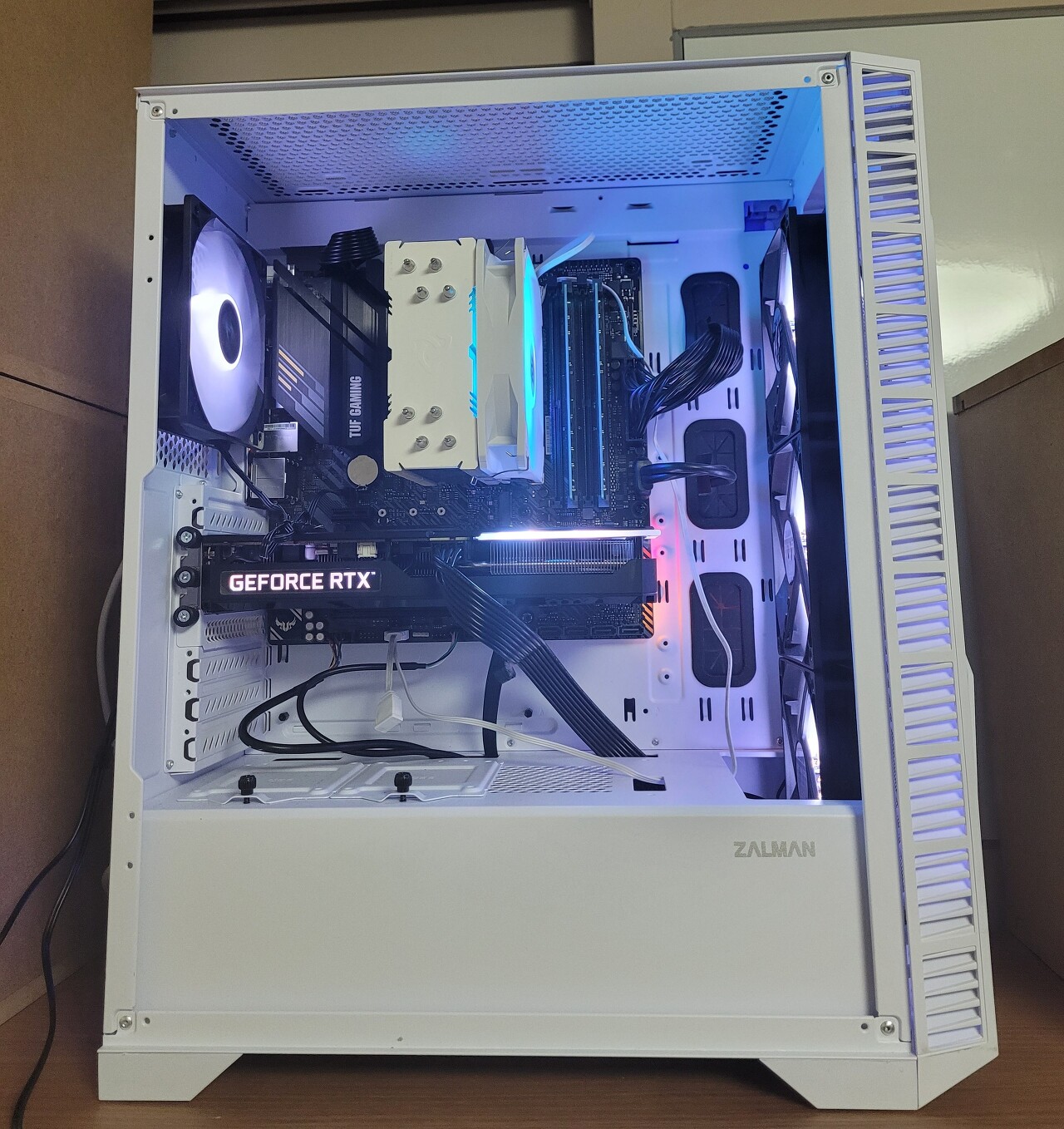 최적화 조립 PC 본체 이미지 2